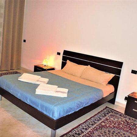 Leisure & Relaxing Apartment โกโม ภายนอก รูปภาพ