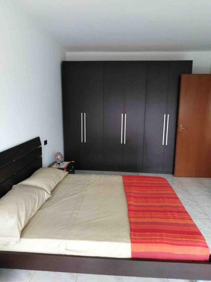 Leisure & Relaxing Apartment โกโม ภายนอก รูปภาพ